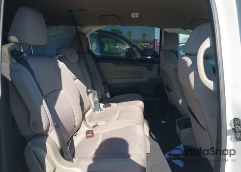 2018 Honda Odyssey Ex z USA, uszkodzony, nr VIN 5FNRL6H56JB099119